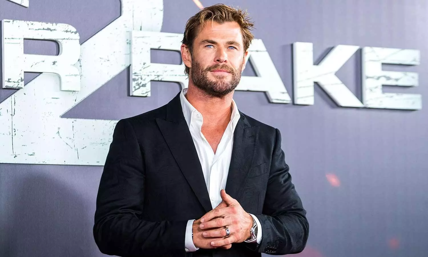 Chris Hemsworth to headline submarine thriller Subversion