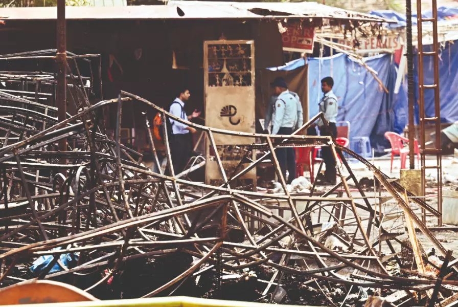 Probe into Dilli Haat fire launched Probe into Dilli Haat fire launched