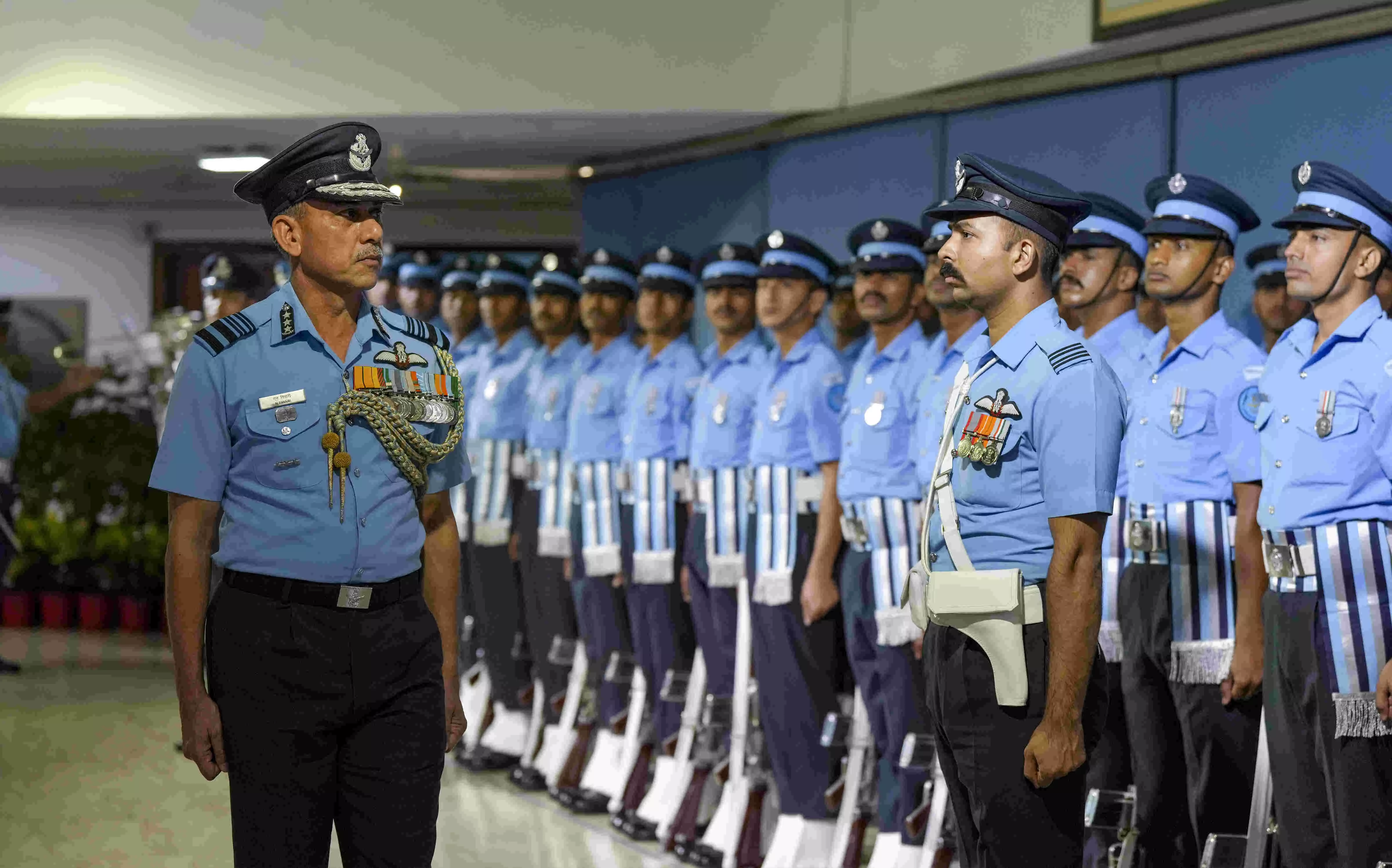 Air Marshal N Tiwari takes charge as Vice Chief of Air Staff Air Marshal N Tiwari takes charge as Vice Chief of Air Staff