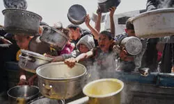 Desperate children, adults in Gaza struggle to get food as Israel blocks aid