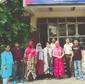 Delhi Police nab 10 Bangladeshis Delhi Police nab 10 Bangladeshis