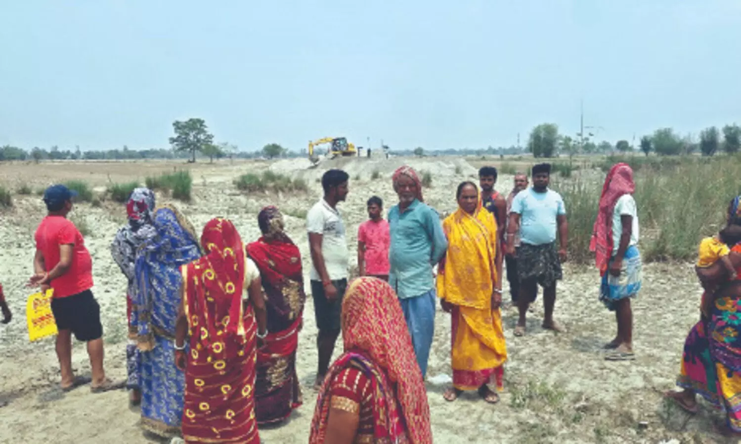 Malda: Landowners halt embankment construction over compensation dispute