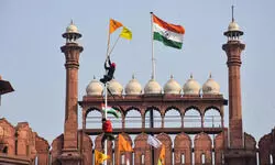 SC junks plea of Bahadur Shah Zafar ‘heir’ staking claim of Red Fort SC junks plea of Bahadur Shah Zafar ‘heir’ staking claim of Red Fort