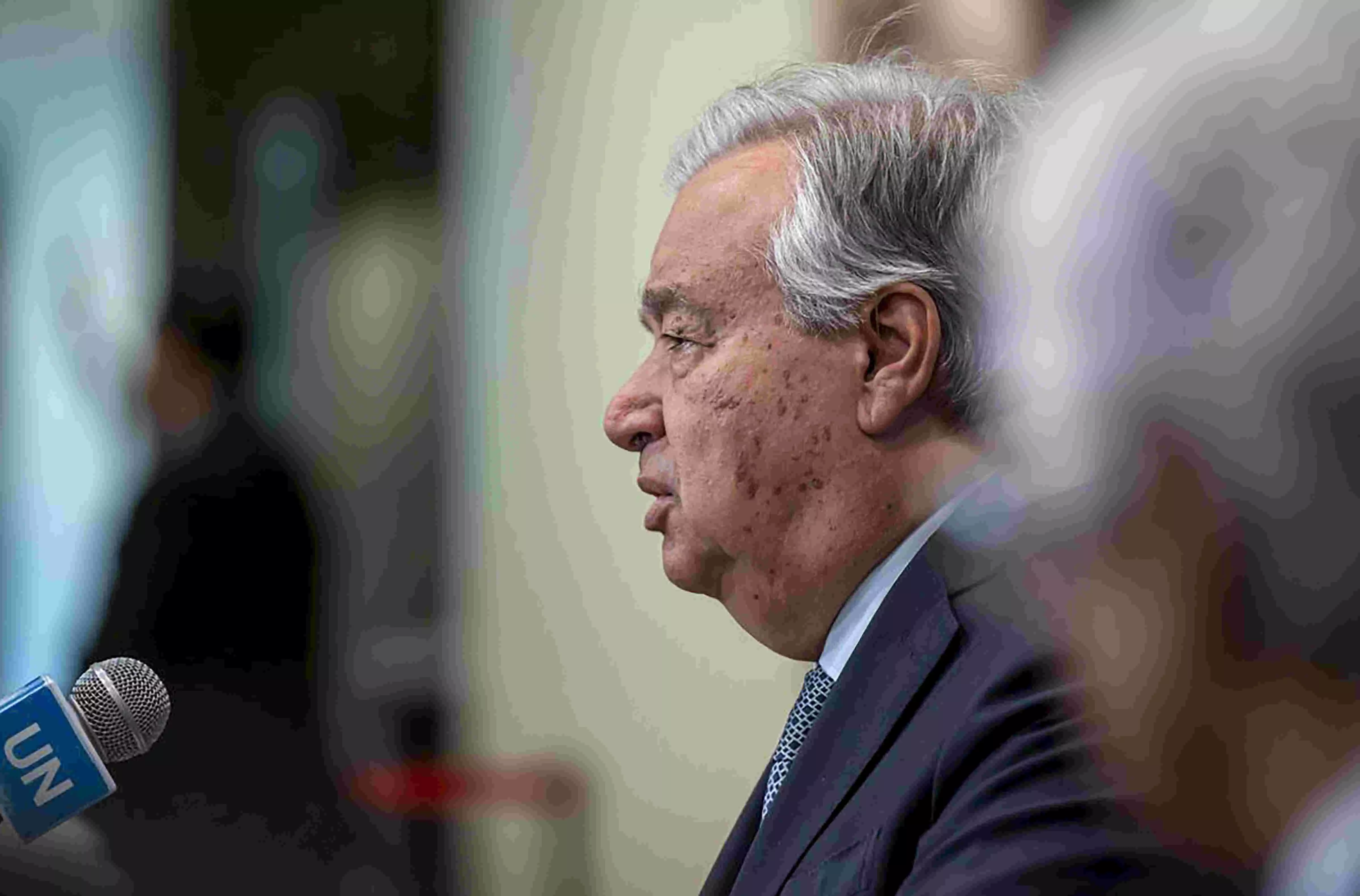 UN chief Antonio Guterres calls for maximum military restraint from India and Pakistan UN chief Antonio Guterres calls for maximum military restraint from India and Pakistan