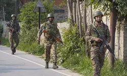 Pak troops continue shelling along LoC in J&K, Indian Army responds proportionately