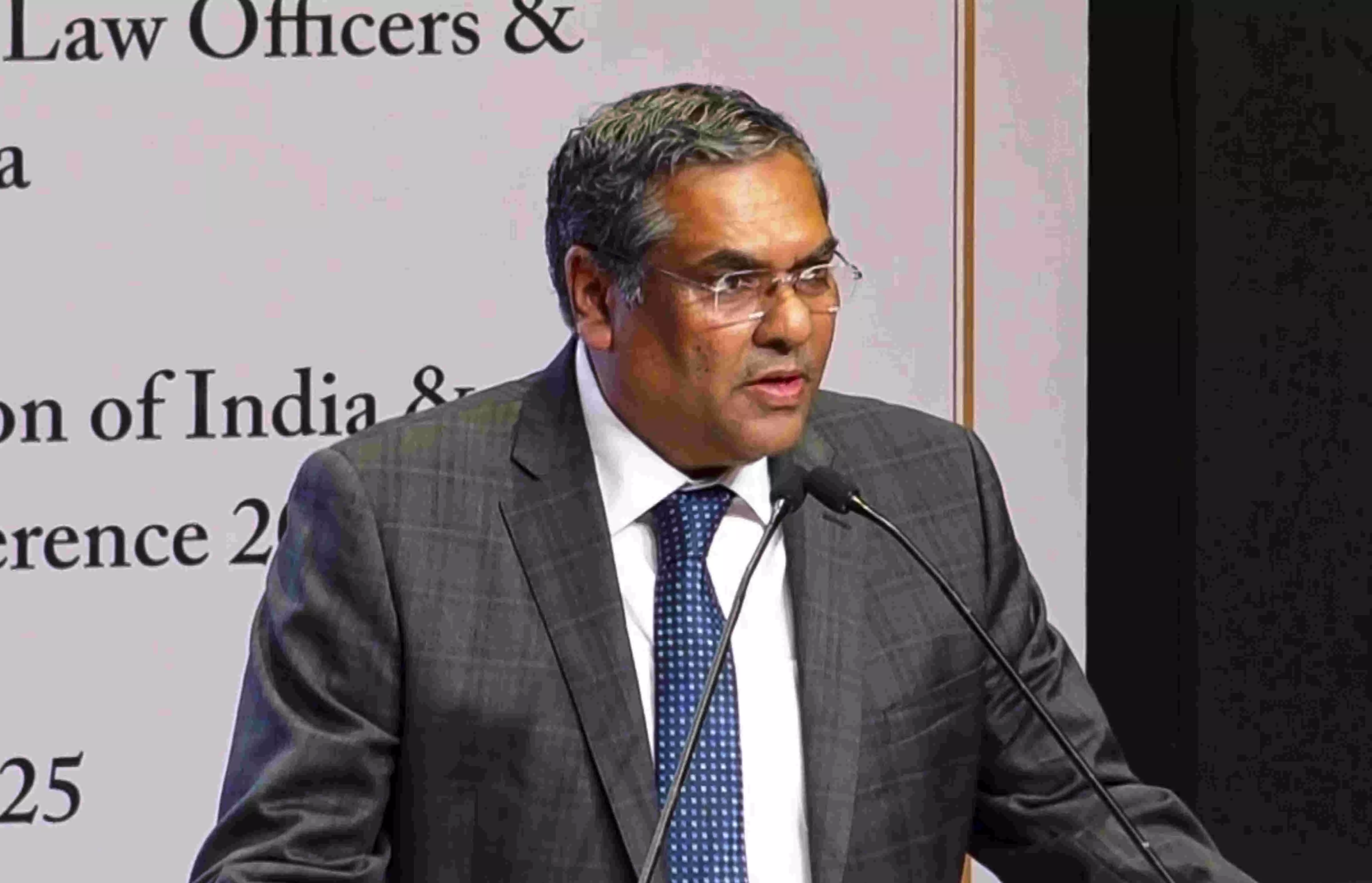 Not as fragile as flowers: SC raps BJP Nishikant Dubey for scandalous remarks on judiciary, CJI Not as fragile as flowers: SC raps BJP Nishikant Dubey for scandalous remarks on judiciary, CJI