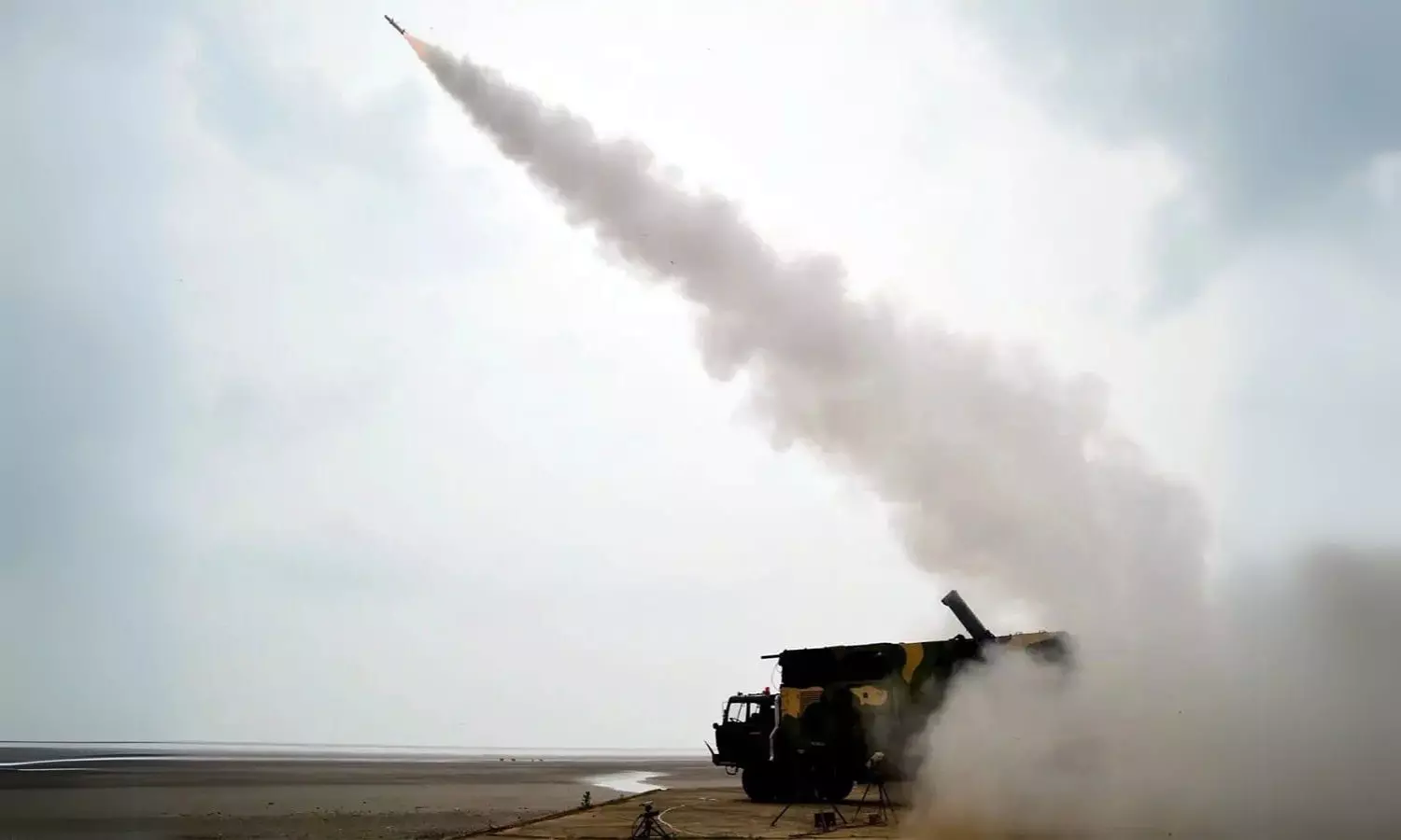 Akash missile system key in repelling Pakistani drone attacks along LoC: Officials Akash missile system key in repelling Pakistani drone attacks along LoC: Officials