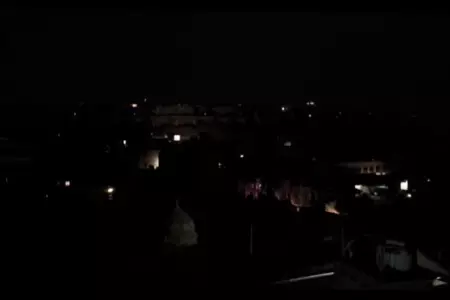 Blackout in several Punjab districts; sound of loud explosions heard in Pathankot, Ferozepur Blackout in several Punjab districts; sound of loud explosions heard in Pathankot, Ferozepur