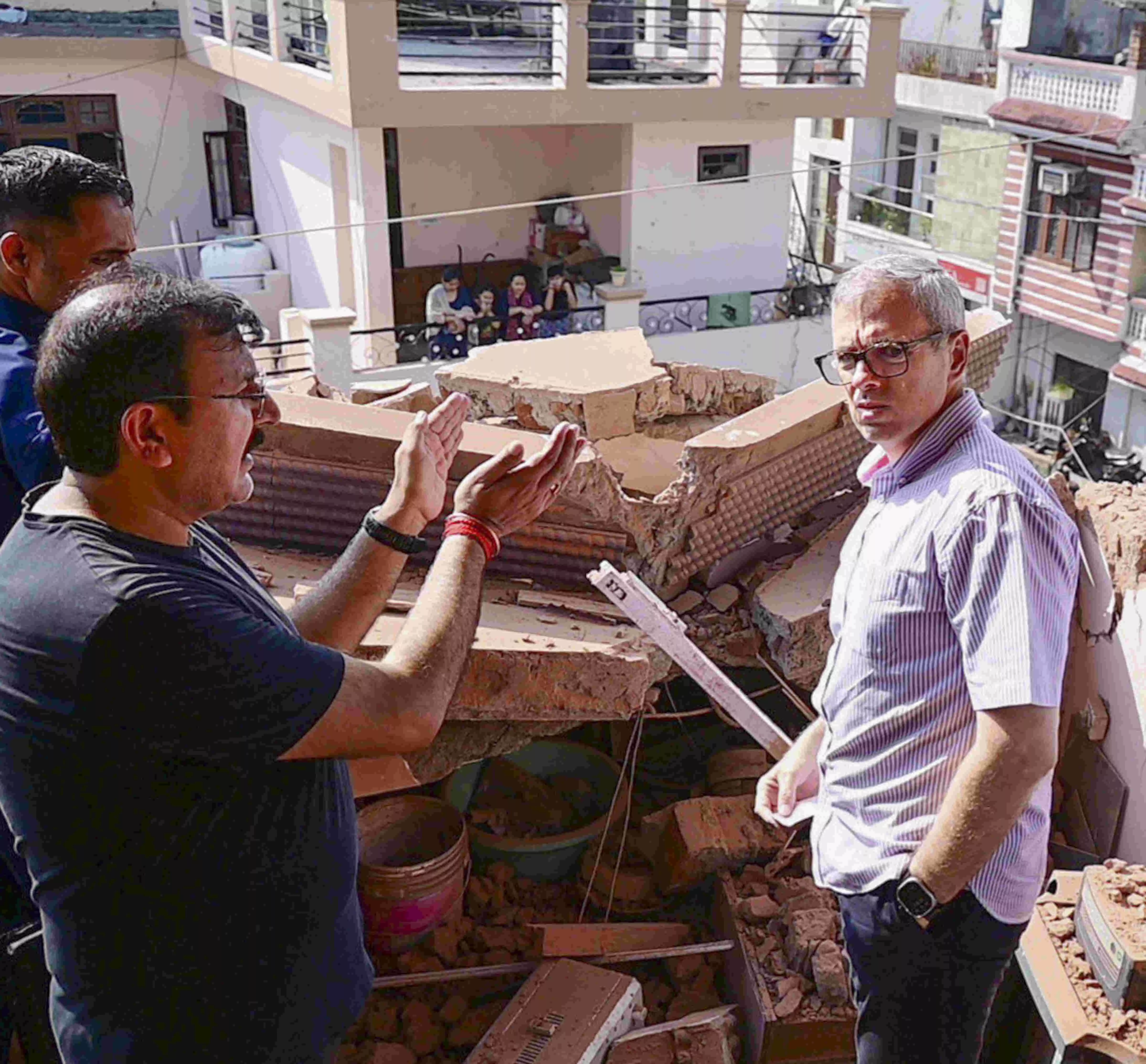 J-K CM Abdullah visits residential areas hit by large explosions in Jammu J-K CM Abdullah visits residential areas hit by large explosions in Jammu