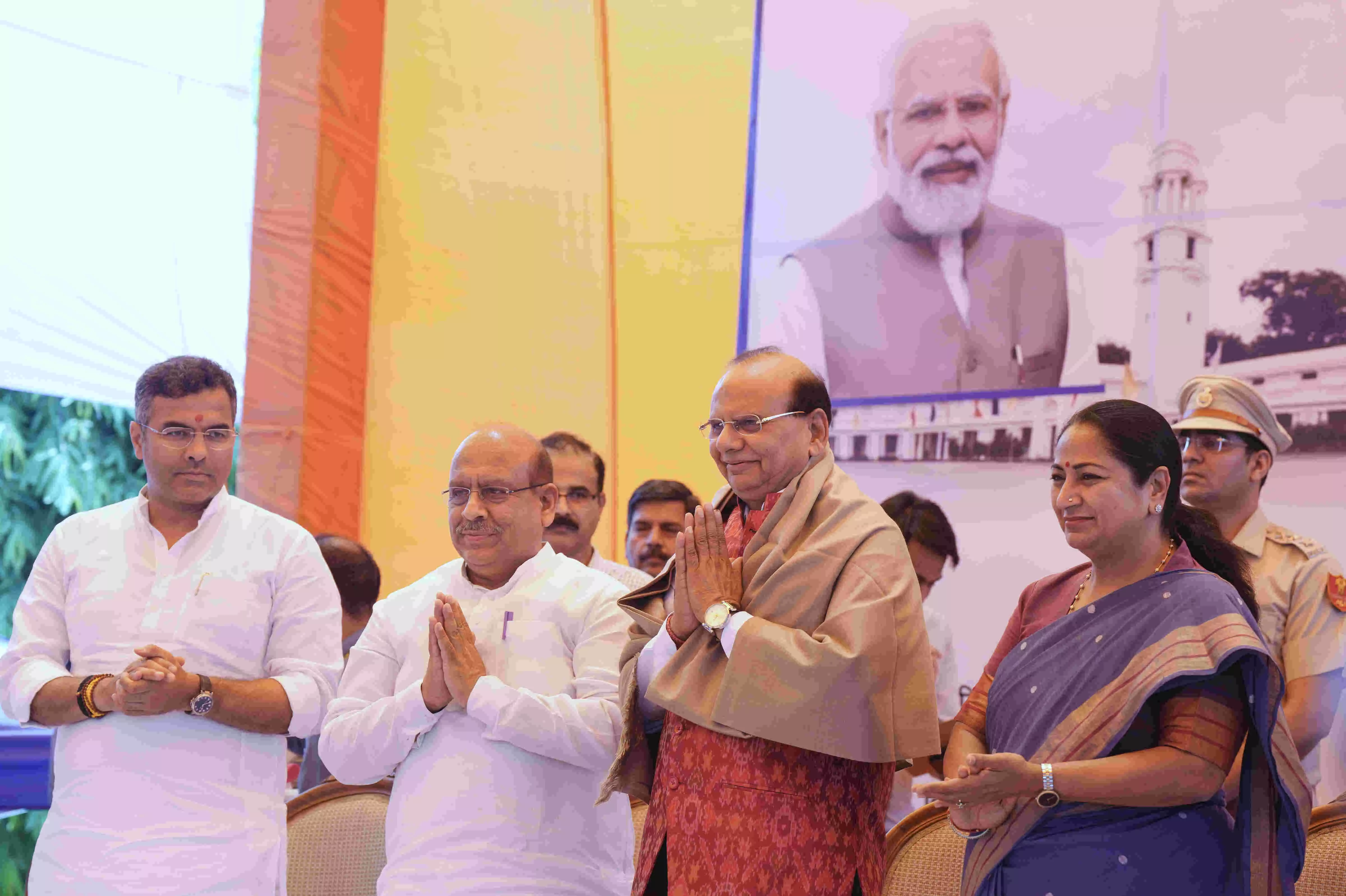 L-G VK Saxena lays foundation stone of 500 KW solar plant at Delhi Assembly L-G VK Saxena lays foundation stone of 500 KW solar plant at Delhi Assembly
