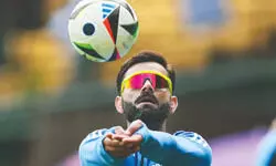 ‘Unsurprised’ Gavaskar doesn’t see Rohit & Kohli at 2027 WC