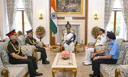 Chiefs of Indian Armed Forces meet President Murmu brief about Operation Sindoor