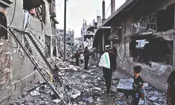 Israeli airstrikes in Gaza kill 70 people, including 22 children Israeli airstrikes in Gaza kill 70 people, including 22 children