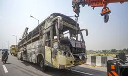 5 killed, including 2 children, as bus catches fire in Lucknow 5 killed, including 2 children, as bus catches fire in Lucknow