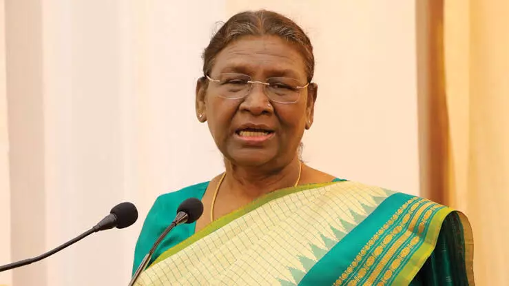 President questions if SC can impose deadlines on President, Governor for bill assent President questions if SC can impose deadlines on President, Governor for bill assent