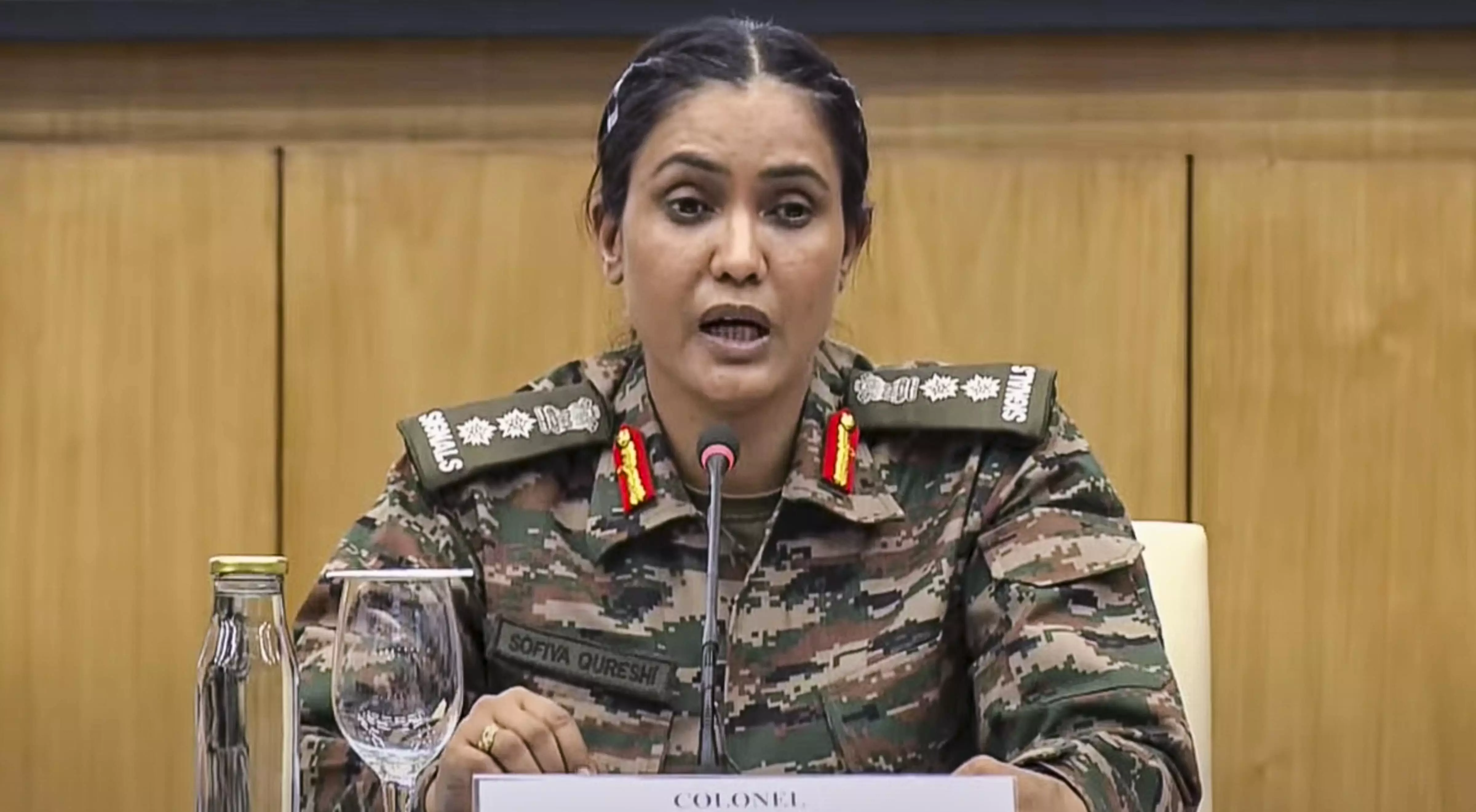 Remarks targeting Col Qureshi: SC questions MP minister, will hear his plea on Friday Remarks targeting Col Qureshi: SC questions MP minister, will hear his plea on Friday