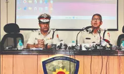 ‘Protesting teachers lock in about 600 staff, cops ensure safe release...’ ‘Protesting teachers lock in about 600 staff, cops ensure safe release...’