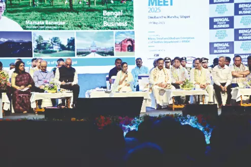 CM unveils major dev projs for North Bengal region CM unveils major dev projs for North Bengal region
