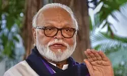 Fadnavis expands ministry; NCP leader Chhagan Bhujbal inducted Fadnavis expands ministry; NCP leader Chhagan Bhujbal inducted