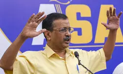 Communal politics practised by mainstream parties root cause of all problems: Kejriwal Communal politics practised by mainstream parties root cause of all problems: Kejriwal