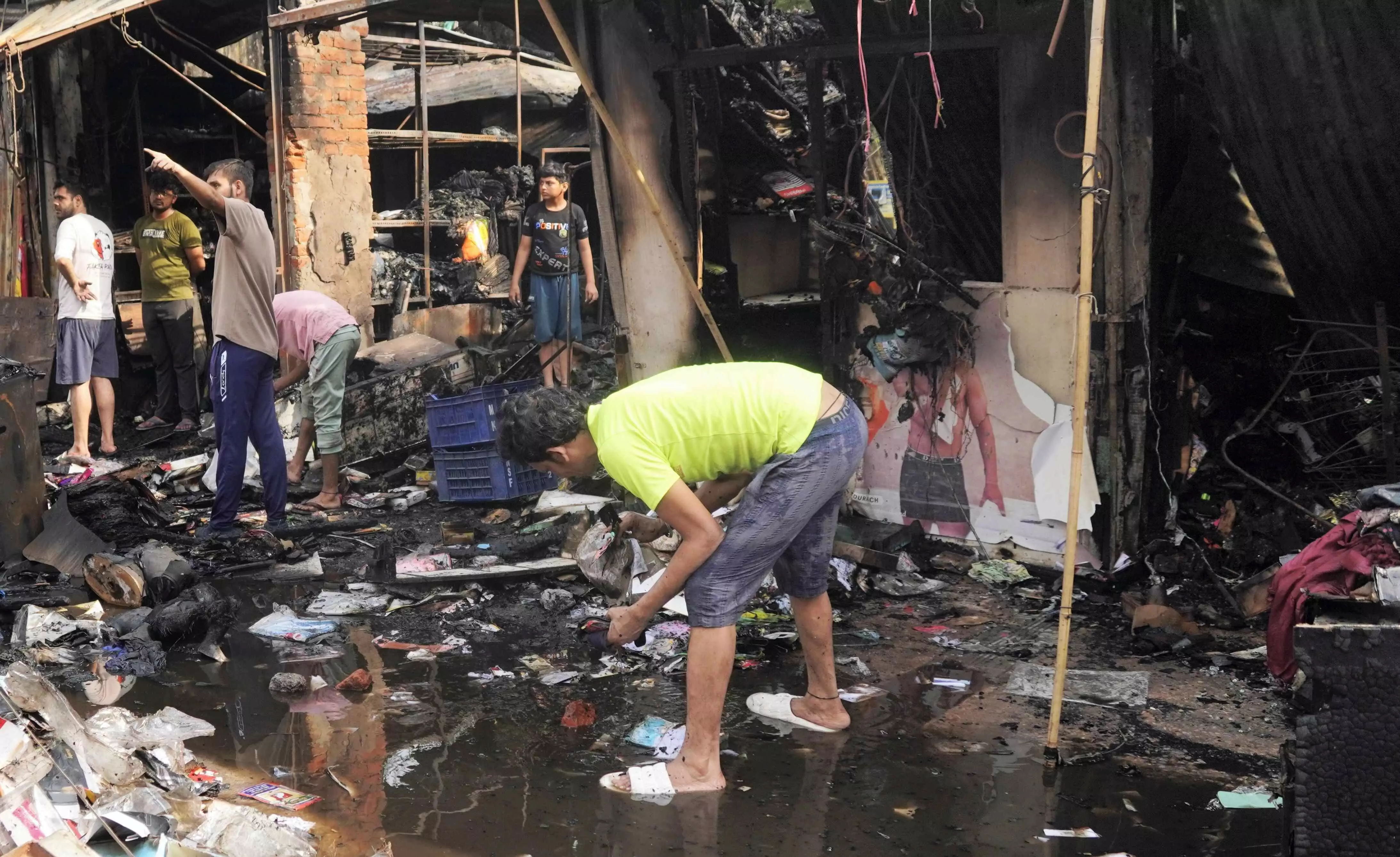 Fire guts shops at stone market in Delhis Kotla Mubarakpur Fire guts shops at stone market in Delhis Kotla Mubarakpur