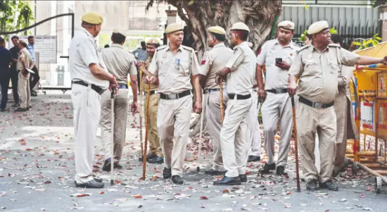 Gurugram man held for defrauding over 100 using fake Army ID online Gurugram man held for defrauding over 100 using fake Army ID online