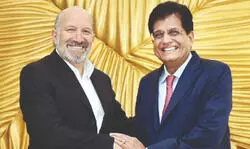 Goyal meets US Commerce Secy to discuss proposed trade pact Goyal meets US Commerce Secy to discuss proposed trade pact