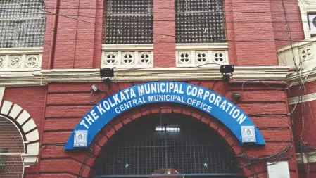 KMC launches clean-up drive to remove ‘garbage black spots’ KMC launches clean-up drive to remove ‘garbage black spots’