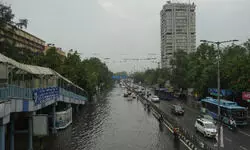 Thunderstorm, rain give Delhi relief from heat, disrupt flights, cause waterlogging Thunderstorm, rain give Delhi relief from heat, disrupt flights, cause waterlogging