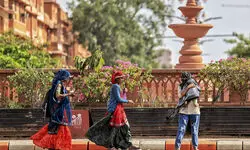 India’s Climate Conundrum India’s Climate Conundrum