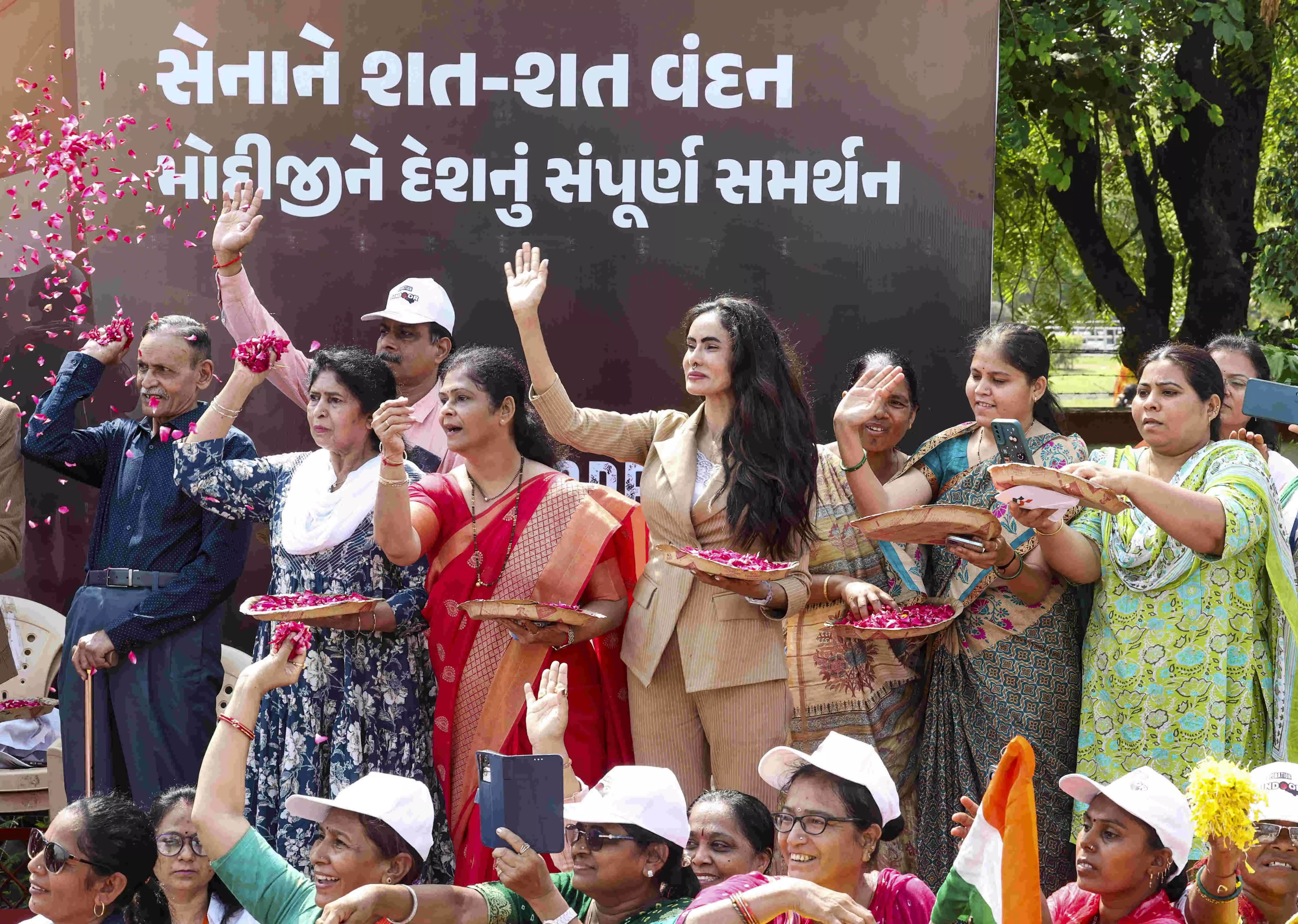Colonel Sofiya Qureshi’s family joins PM Modi’s Vadodara roadshow, applauds his efforts for women’s empowerment Colonel Sofiya Qureshi’s family joins PM Modi’s Vadodara roadshow, applauds his efforts for women’s empowerment