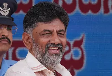 Number of BJP, JD(S) workers ready to join Congress in Karnataka: Shivakumar Number of BJP, JD(S) workers ready to join Congress in Karnataka: Shivakumar