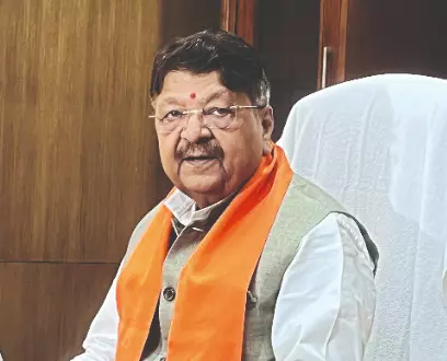 MP Cabinet approves decentralisation of powers to enhance ‘ease of governance’ MP Cabinet approves decentralisation of powers to enhance ‘ease of governance’