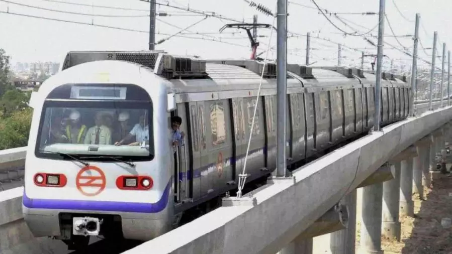 Metro for travel not trends: DMRC warns commuters against making reels Metro for travel not trends: DMRC warns commuters against making reels