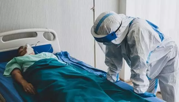 Govt doctor heard in audio clip telling colleague to kill COVID-19 patient; FIR lodged Govt doctor heard in audio clip telling colleague to kill COVID-19 patient; FIR lodged