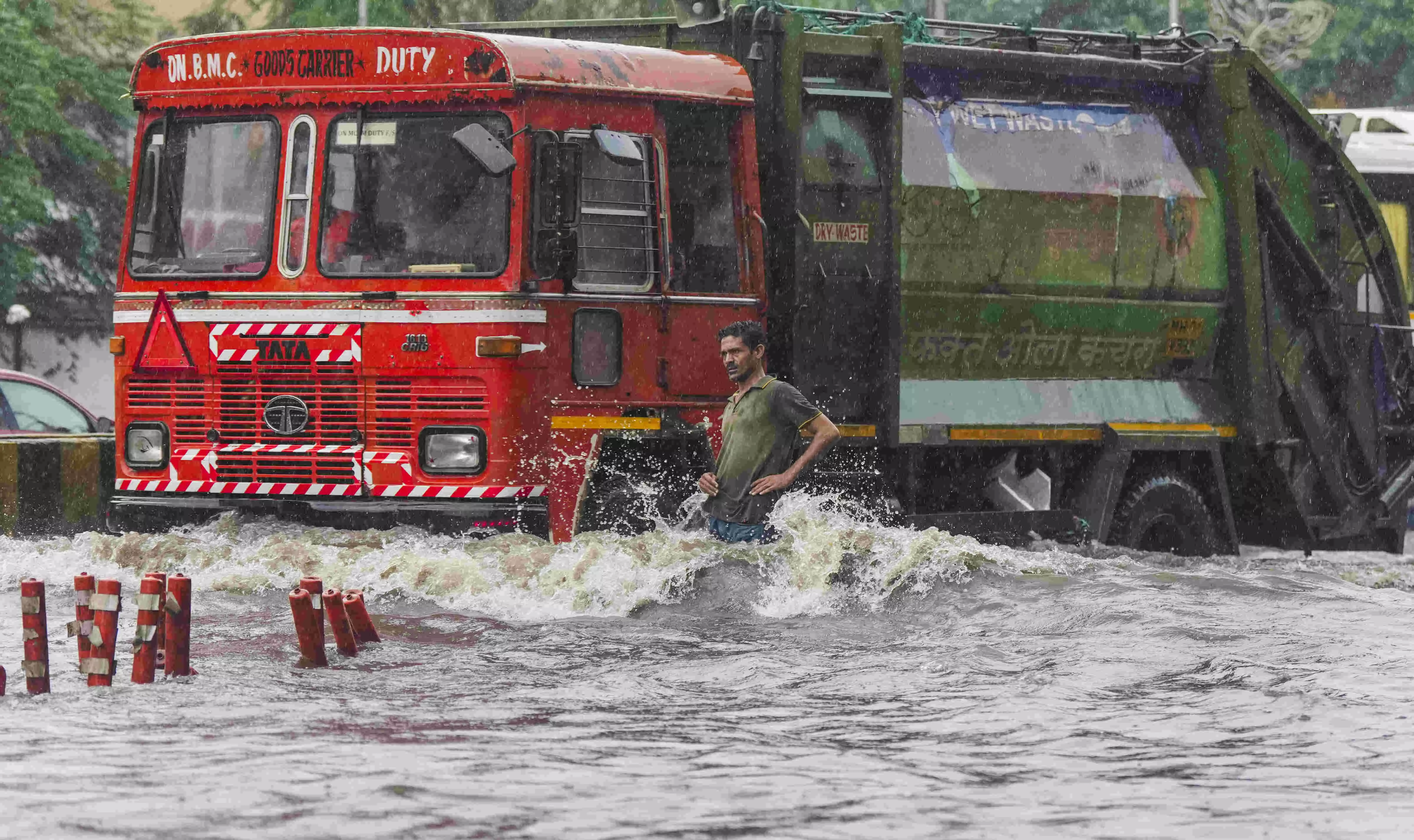 Rain-related incidents claim 16 lives in Maharashtra since May 24: Govt Rain-related incidents claim 16 lives in Maharashtra since May 24: Govt