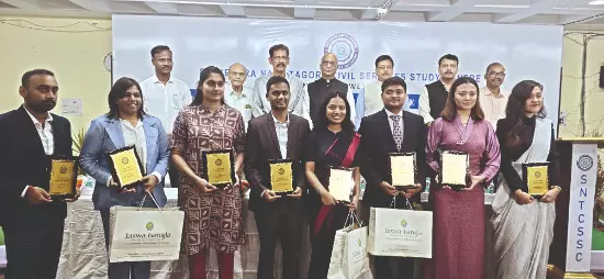 Integrity, industry & intelligence: Chief Secy shares success mantra with UPSC toppers Integrity, industry & intelligence: Chief Secy shares success mantra with UPSC toppers