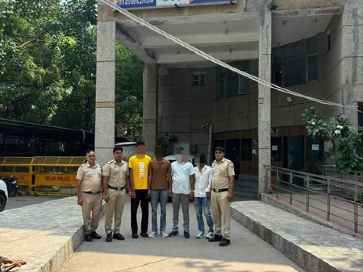 Six arrested in Rs 10 Lakh heist in Delhis Rohini Six arrested in Rs 10 Lakh heist in Delhis Rohini