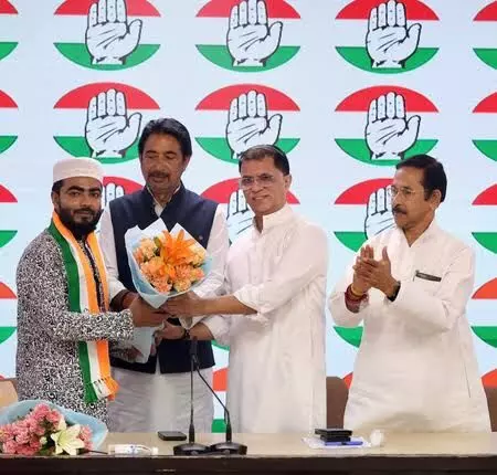 West Bengal social activist Pirzada Amin joins Congress West Bengal social activist Pirzada Amin joins Congress