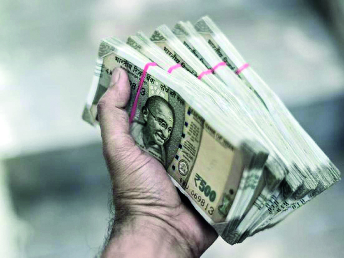 FPIs invest `19,860 cr in equities in May
