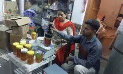 Unemployed youths in Himachal changing their lives with beekeeping Unemployed youths in Himachal changing their lives with beekeeping