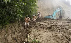 Three dead, seven missing in Tibet landslide Three dead, seven missing in Tibet landslide