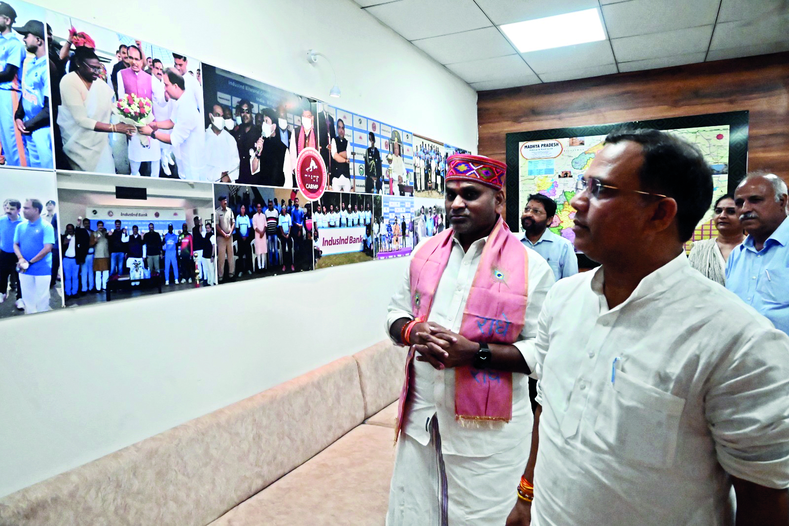 Union MoS I&B Murugan visits blind cricket association in Bhopal, donates ambulance Union MoS I&B Murugan visits blind cricket association in Bhopal, donates ambulance