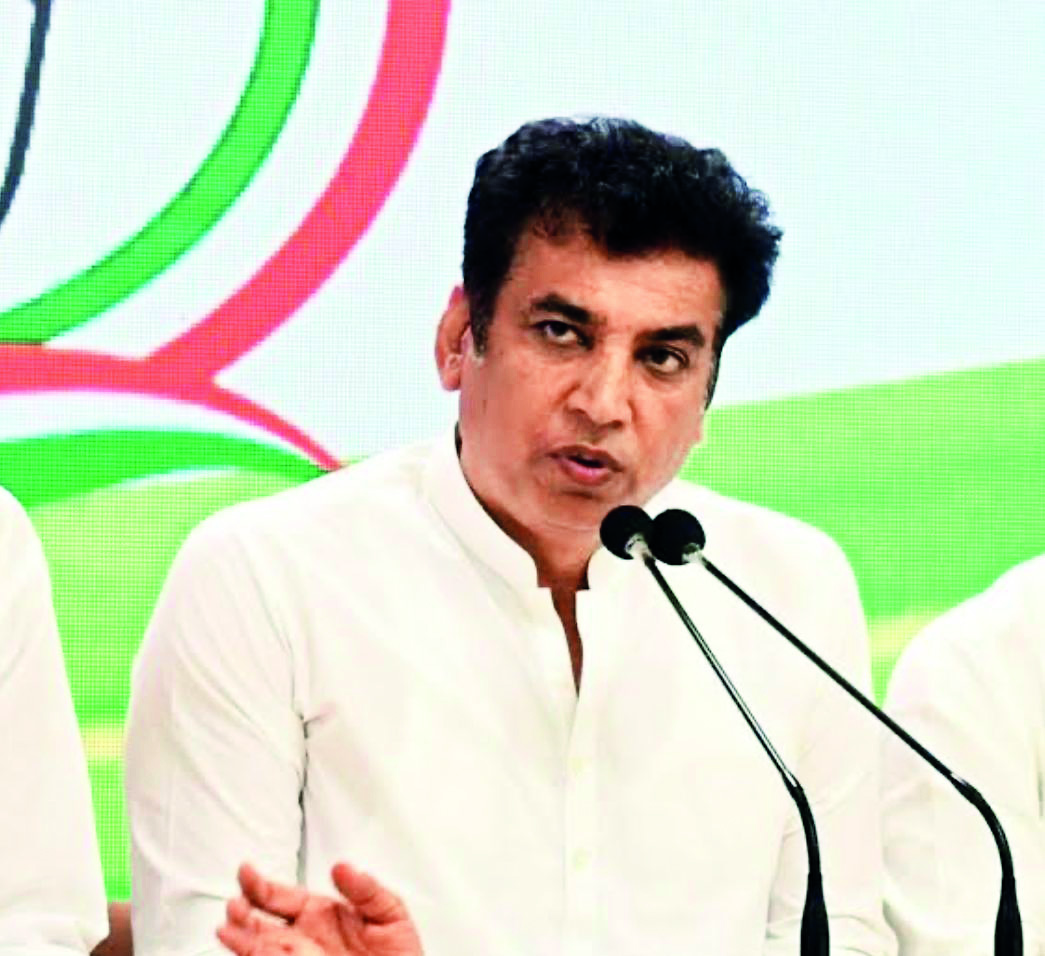 Cong demands urgent action on city’s ailing health system; criticises focus on symbolism Cong demands urgent action on city’s ailing health system; criticises focus on symbolism