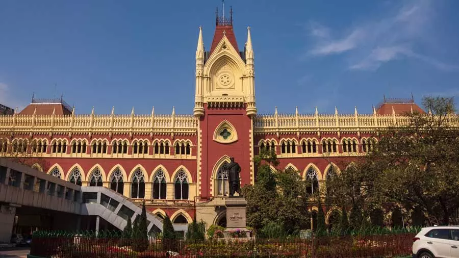 Cal HC grants bail to murder accused citing Article 21 of Constitution over trial delay Cal HC grants bail to murder accused citing Article 21 of Constitution over trial delay