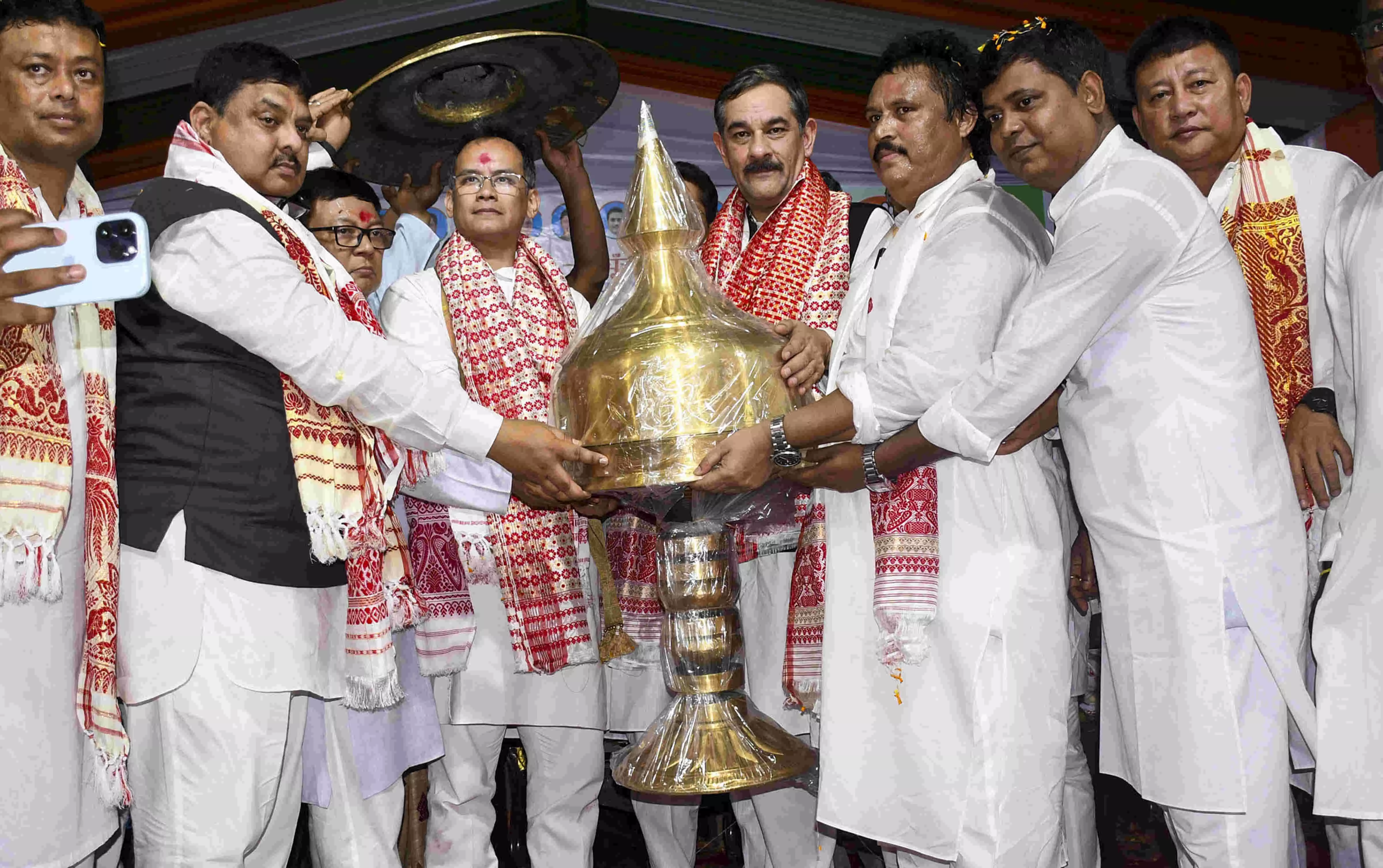 Gaurav Gogoi takes charge as Assam Cong chief, urges party workers to brace for battle Gaurav Gogoi takes charge as Assam Cong chief, urges party workers to brace for battle