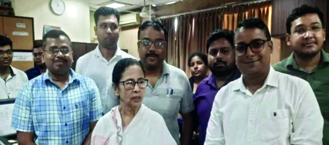 CM makes surprise visit to Finance dept at Nabanna; interacts with staff