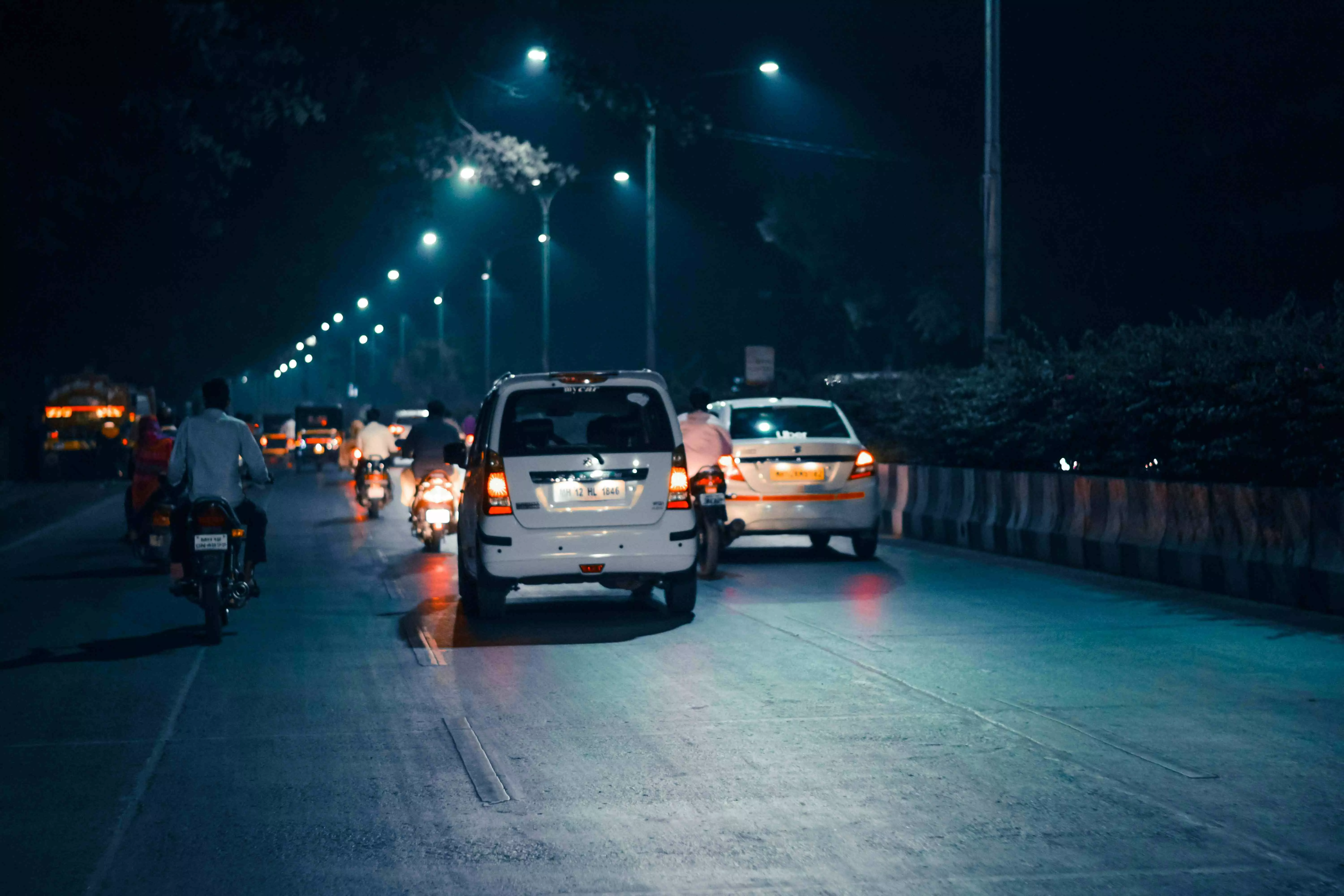 No new petrol or diesel vehicles for cab aggregators, delivery firms in NCR from January 2026: CAQM No new petrol or diesel vehicles for cab aggregators, delivery firms in NCR from January 2026: CAQM