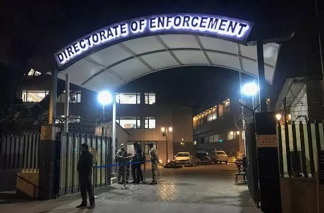 ED raids 10 places in Delhi- NCR in Rs 190 crore bank fraud