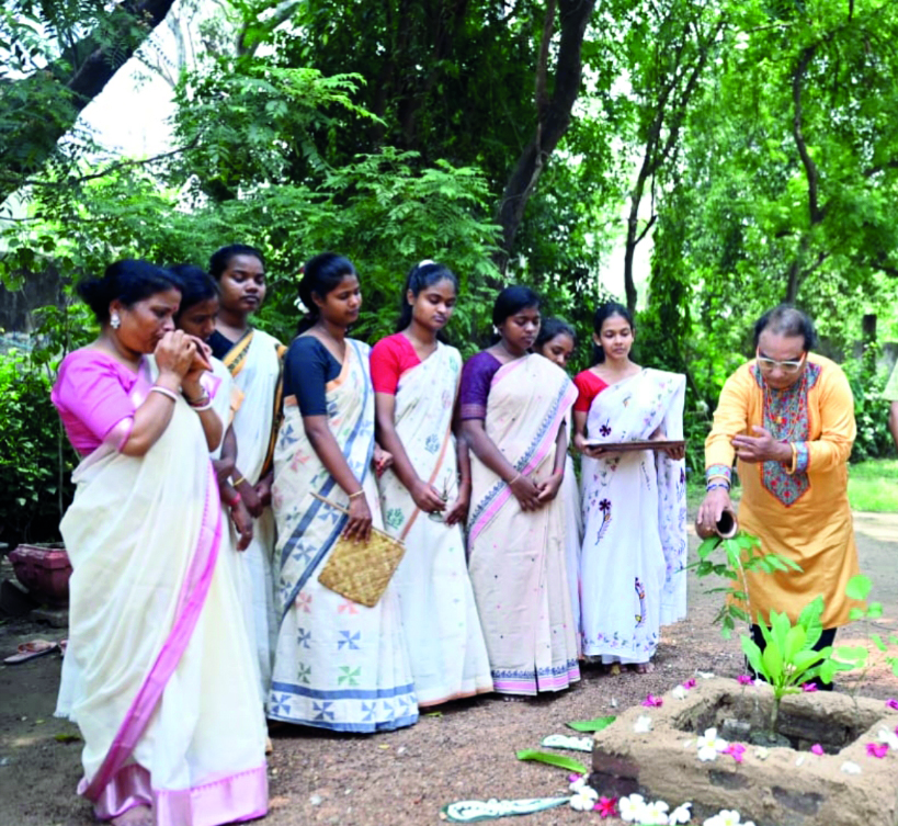 Unique: Trees named after ‘ragas’ planted in Santiniketan Unique: Trees named after ‘ragas’ planted in Santiniketan
